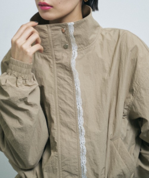 yae(ヤエ)の「Lace hem blouson / レースヘムブルゾン(ブルゾン・レディース・グレー/ベージュ/ブラック・FREE)」の11枚目の写真