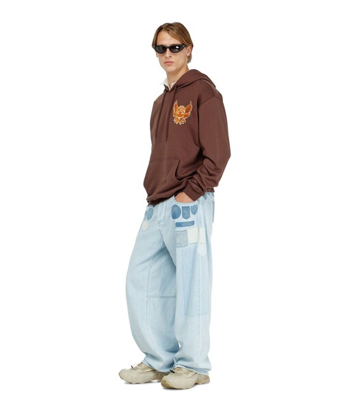 DIESEL(ディーゼル)の「メンズ プルオーバーパーカー S-NORM-HOOD-AA2(パーカー・メンズ・ブラウン/グレー・X-SMALL/SMALL/MEDIUM/LARGE/X-LARGE/XX-LARGE/XXX-LARGE)」の3枚目の写真