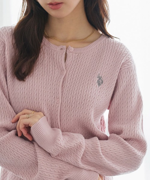 U.S. POLO ASSN.(ユーエスポロアッスン)の「U.S. POLO ASSN. ケーブルニットカーディガン(カーディガン/ボレロ・レディース・ベージュ系その他/ピンク系その他/ネイビー/オフホワイト/グレー系・LL/S/L/M)」の11枚目の写真
