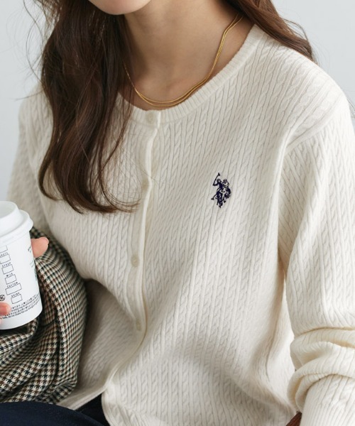 U.S. POLO ASSN.(ユーエスポロアッスン)の「U.S. POLO ASSN. ケーブルニットカーディガン(カーディガン/ボレロ・レディース・ベージュ系その他/ピンク系その他/ネイビー/オフホワイト/グレー系・LL/S/L/M)」の14枚目の写真