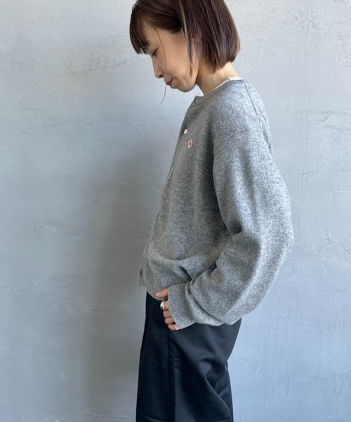 DANTON（ダントン）の「【WEB先行予約】[DANTON/ダントン] クルーネックニットカーディガン（カーディガン/ボレロ・レディース・グレイッシュベージュ/オートミール/ライトグレー/レッド/ブラック/ブラウン・36/34）」の22枚目の写真