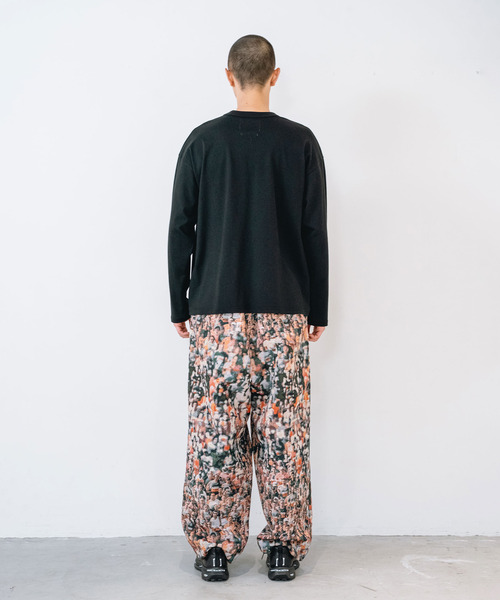 yoshiokubo(ヨシオクボ)の「yoshiokubo ヨシオクボ / RUNNER FILM PK L/S T ランナーフィルムポケットロンT / YKF26111(Tシャツ/カットソー・メンズ・ブラック/ホワイト・1/3/2)」の9枚目の写真