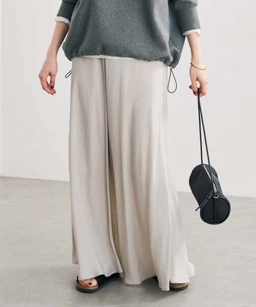 Spick & Span（スピックアンドスパン）の「フィブリルキュプラフレアスカート（スカート・レディース・ベージュ/ブラック系その他・36/38）」の10枚目の写真