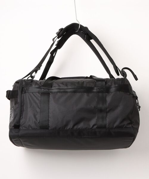 NEW ERA（ニューエラ）の「【NEW ERA/ニューエラ】クラブ ダッフルバッグ 50L 2Way ブラック（ボストンバッグ・メンズ・ブラック・FREE）」の2枚目の写真
