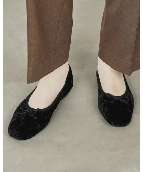 Emma Francis(エマフランシス)の「ベルベット バレエシューズ(バレエシューズ・レディース・ブルー/ブラック・23.5cm/25.0cm/24.5cm/24.0cm/23.0cm/22.5cm/22.0cm)」の7枚目の写真