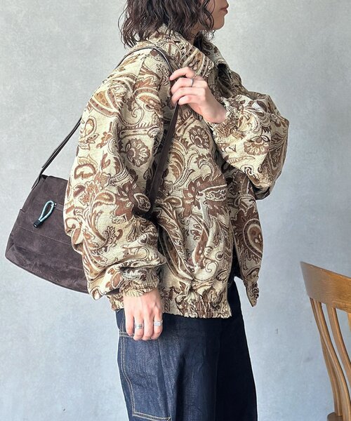 CPCM(シーピーシーエム)の「ぺイズリー柄ゴブランジップジャケット(ブルゾン・メンズ・アイボリー/ブラック・LARGE/MEDIUM)」の6枚目の写真