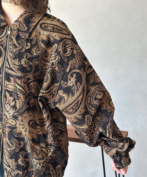CPCM(シーピーシーエム)の「ぺイズリー柄ゴブランジップジャケット(ブルゾン・メンズ・アイボリー/ブラック・LARGE/MEDIUM)」の20枚目の写真