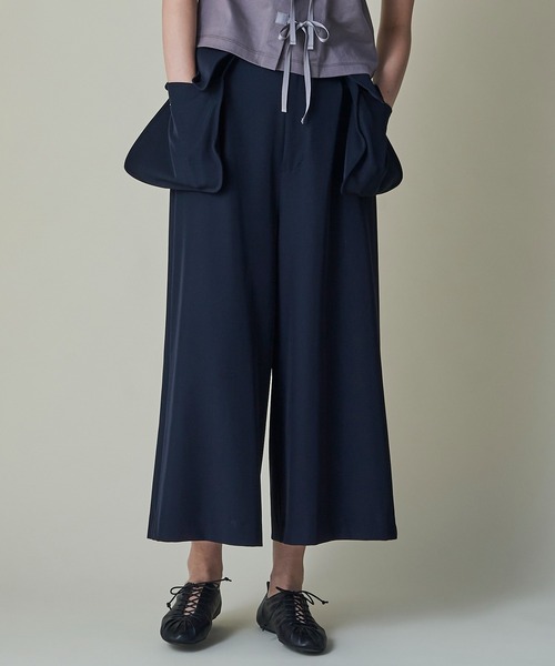 mintdesigns（ミントデザインズ）の「Utility Pocket Midi Pants（その他パンツ・レディース・グレー/ネイビー・ONESIZE）」の5枚目の写真