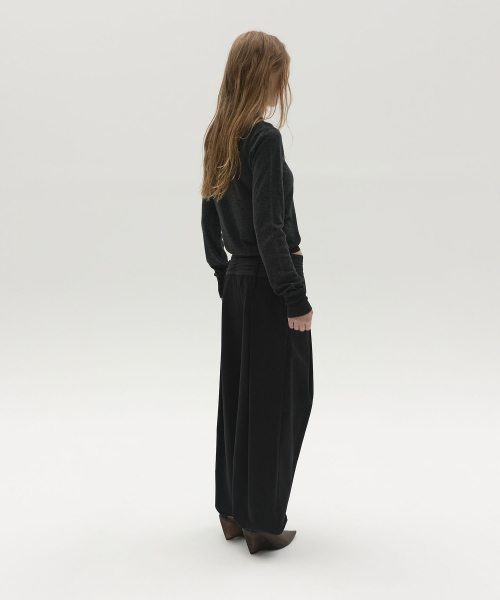 LCDC TM（エルシーディーシーティーエム）の「FRAYED V-NECK KNIT TOP (DARK GREY)（ニット/セーター・レディース・その他・OS）」の3枚目の写真