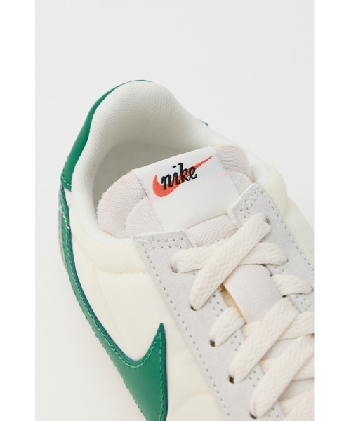 NIKE(ナイキ)の「ワッフル レーサー(スニーカー・レディース・ホワイト・24cm/25cm/24.5cm)」の7枚目の写真