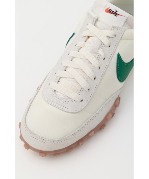 NIKE(ナイキ)の「ワッフル レーサー(スニーカー・レディース・ホワイト・24cm/25cm/24.5cm)」の8枚目の写真