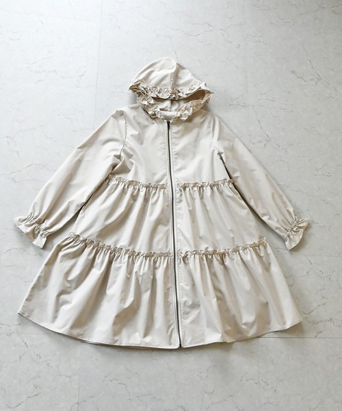 Neige（ネージュ）の「撥水フリルティアードコート（その他アウター・レディース・ネイビー/ライトベージュ・ONE SIZE）」の20枚目の写真