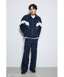 AZUL BY MOUSSY（アズールバイマウジー）の「【REEBOK×AZUL】ナイロントラックジャケット 秋服 冬服【ユニセックス】ブルゾン【Mサイズレディース】【Lサイズメンズ&ユニセックス】（ブルゾン）」