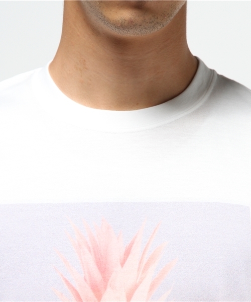 HEAD PORTER(ヘッドポーター)の「PINEAPPLE SOUNDS TEE(Tシャツ/カットソー・メンズ・ホワイト・MEDIUM/X-LARGE/SMALL/LARGE)」の6枚目の写真