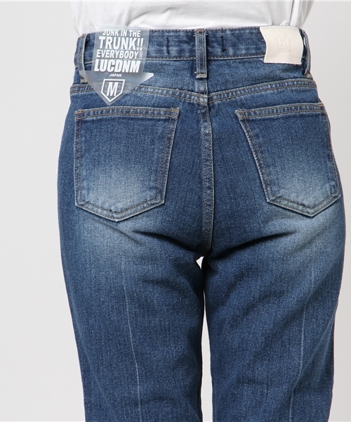 LUC DNM （ラックデニム）の「LUCDNM ラックデニム　tape line boy's テープラインボーイズ（デニムパンツ・レディース・ブルー・LARGE/MEDIUM）」の6枚目の写真