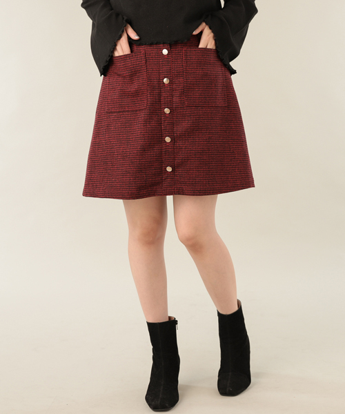 mystic(ミスティック)の「フロント釦台形スカート(スカート・レディース・チャコールグレー/レッド/ブラック・1/2)」の5枚目の写真