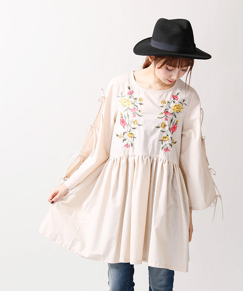 WEGO（ウィゴー）の「WEGO/リボンスリーブ刺繍ワンピース（ワンピース・レディース・ベージュ/ブラック・FREE）」の15枚目の写真