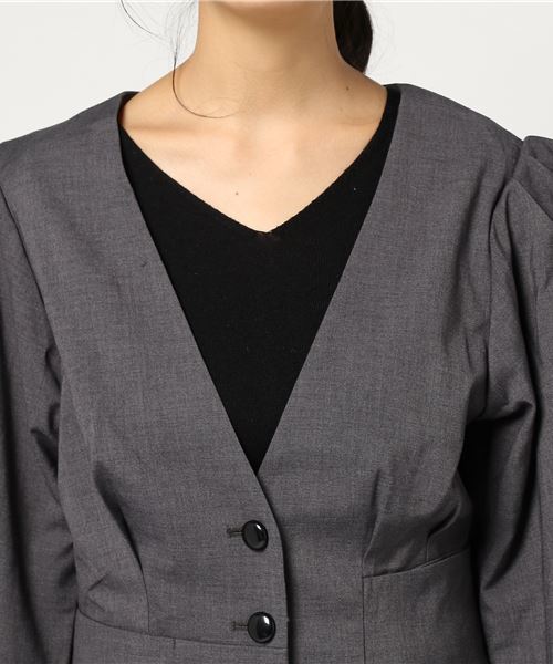 SLY(スライ)の「VOLUME SLEEVE ASYMMETRY JK(その他アウター・レディース・グレー/ブラック/ベージュ・1/2)」の9枚目の写真