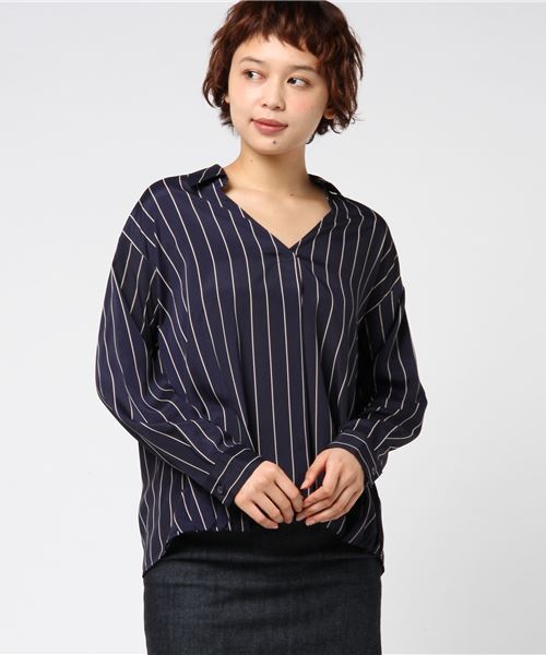 RIVE DROITE(リヴドロワ)の「フロントタックストライプシャツ(シャツ/ブラウス・レディース・オフホワイト/ネイビー/ベージュ・FREE)」の3枚目の写真