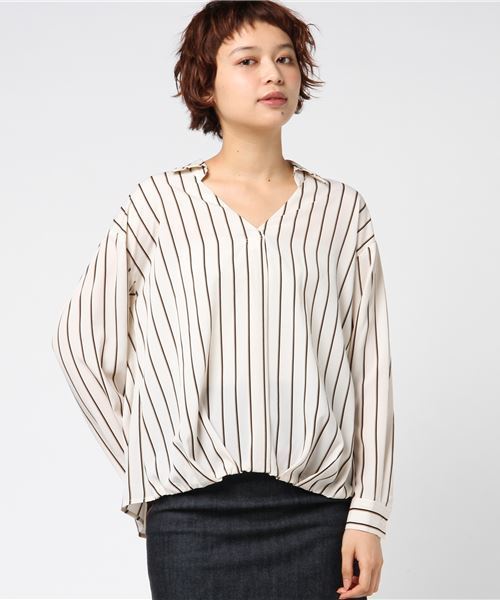 RIVE DROITE(リヴドロワ)の「フロントタックストライプシャツ(シャツ/ブラウス・レディース・オフホワイト/ネイビー/ベージュ・FREE)」の2枚目の写真