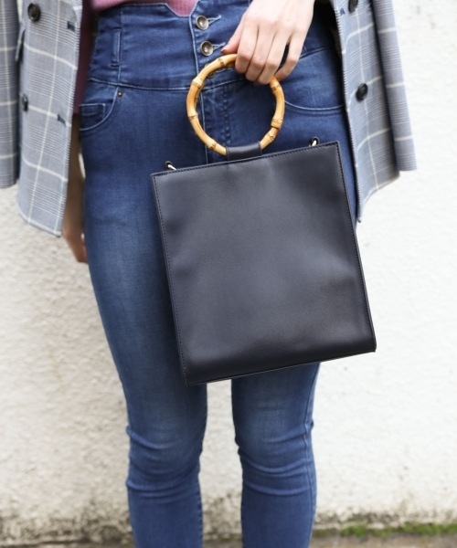 PAGEBOY(ページボーイ)の「バンブーハンドルバック(ハンドバッグ・レディース・ライトベージュ/ネイビー/レッド・FREE)」の1枚目の写真