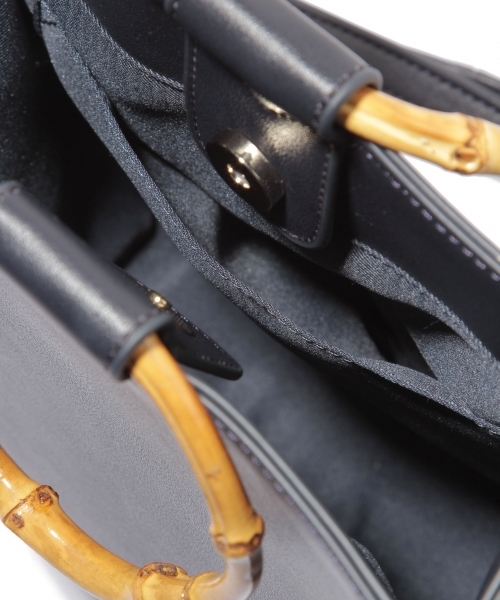 PAGEBOY(ページボーイ)の「バンブーハンドルバック(ハンドバッグ・レディース・ライトベージュ/ネイビー/レッド・FREE)」の16枚目の写真