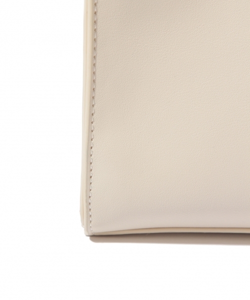 PAGEBOY(ページボーイ)の「バンブーハンドルバック(ハンドバッグ・レディース・ライトベージュ/ネイビー/レッド・FREE)」の21枚目の写真