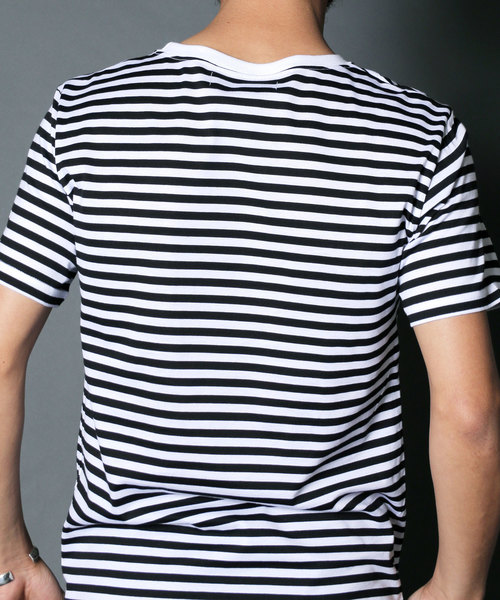 Magine（マージン）の「CTN BOADER C/N PKT TEE S/S:コットンボーダー クルーネックポケットTEE（Tシャツ/カットソー・メンズ・ブラック×グレー/グレイッシュベージュ/ホワイト×ネイビー/ホワイト×ブラック・48/44/46）」の20枚目の写真