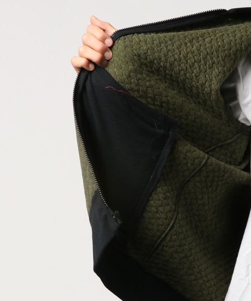 Hurley (ハーレー)の「M HRLY HOLLOWKNIT BOMBER FLC/ハーレー ボンバー ジャケット(その他アウター・メンズ・オリーブ/ブラック系その他・SMALL/MEDIUM/LARGE)」の5枚目の写真
