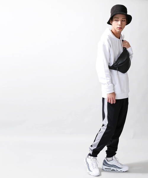 WEGO（ウィゴー）の「WEGO/フェイクレザーウエストバッグ（ボディバッグ/ウエストポーチ・メンズ・ブラック/グレー・FREE）」の10枚目の写真