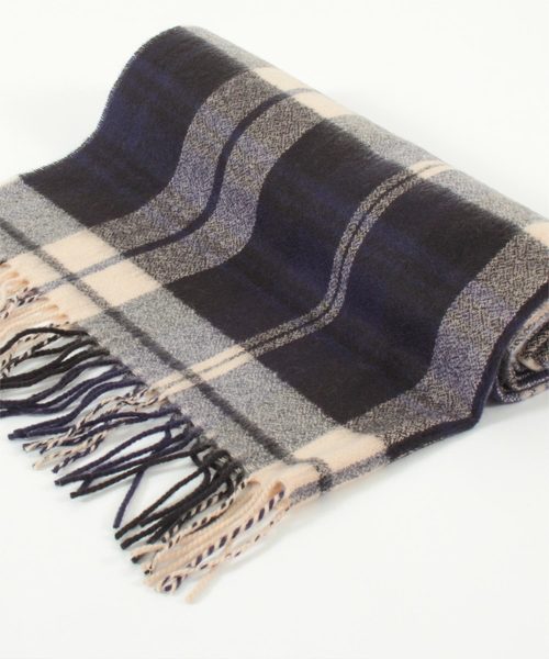 titivate(ティティベイト)の「チェック大判ストール(ストール/ショール・レディース・オレンジ/ネイビー/ブラウン/グレー/イエロー・FREE)」の7枚目の写真