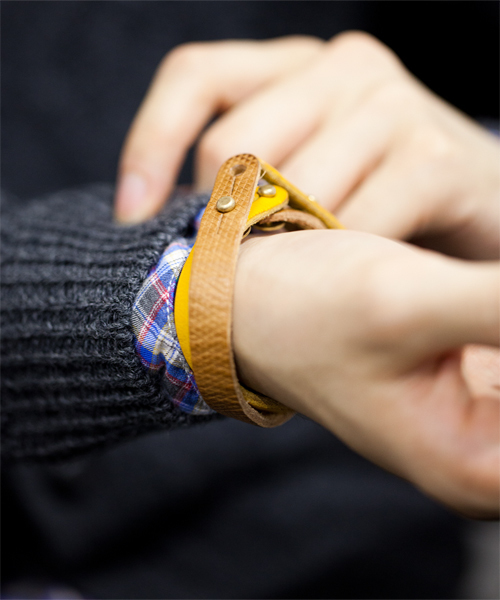 NANO universe（ナノユニバース）の「BARK TANNAGE(バークタンネイジ)/ Imagination Bracelet（ブレスレット・メンズ・イエロー/ブルー/キャメル/ワイン/ダークブラウン/ブラック・FREE）」の22枚目の写真