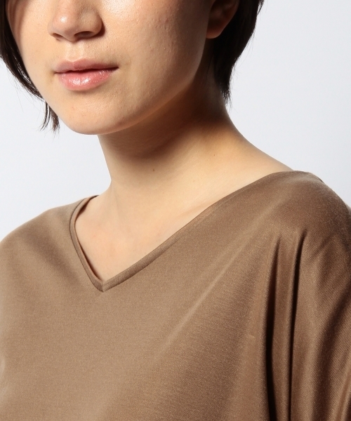 UNITED ARROWS（ユナイテッドアローズ）の「UA/AP TE/CU ドルマン カットソー（Tシャツ/カットソー・レディース・ブラウン/オリーブ/コバルトブルー/ロイヤルブルー/ネイビー・フリー）」の9枚目の写真