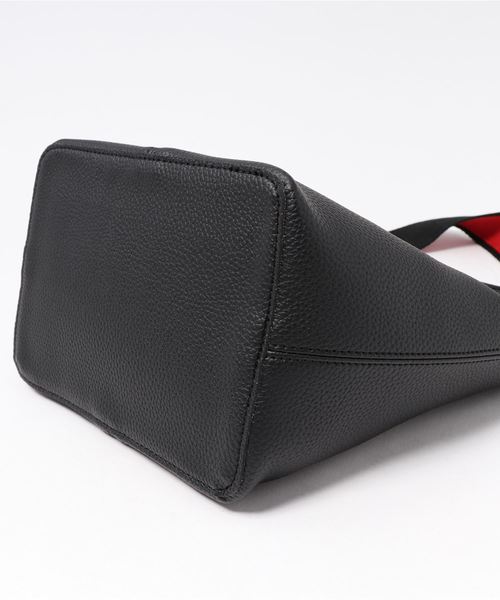 KOBE LETTUCE（コウベレタス）の「2種ベルト付き＆ポーチ付き3WAYハンドルバッグ（ハンドバッグ・レディース・ブラック/グレー/キャメル・FREE）」の4枚目の写真