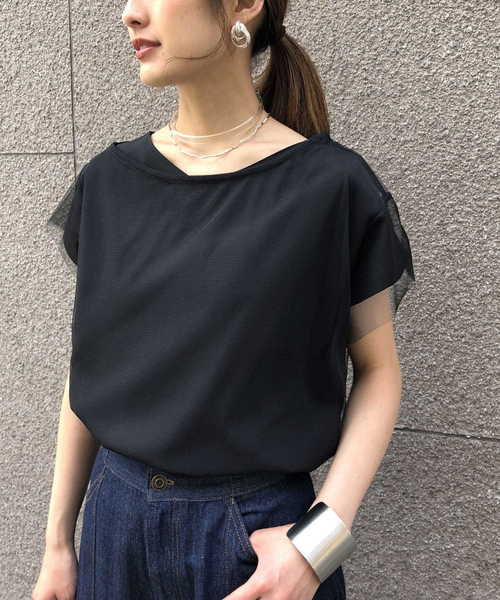 &g'aime(アンジェム)の「【&g'aime】チュールレイヤードブラウス(Tシャツ/カットソー・レディース・ブラック/ライトベージュ・FREE)」の4枚目の写真