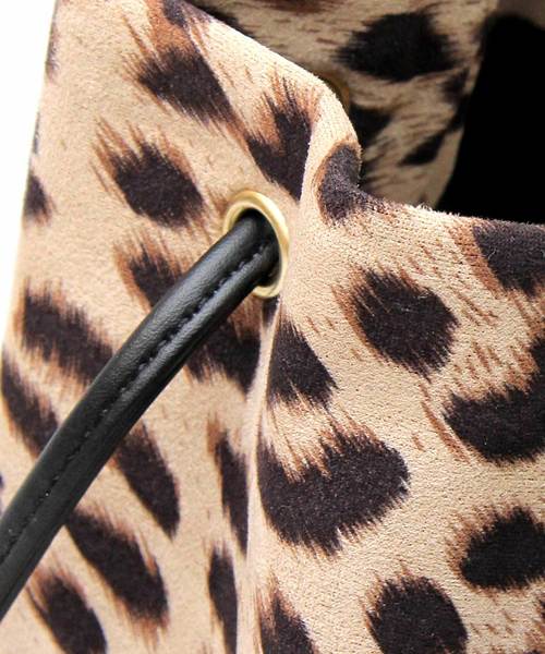 A.M.S.（エーエムエス）の「【A.M.S./エーエムエス】 レオパード 巾着バッグ / ミニショルダーバッグ（ショルダーバッグ・レディース・ブラウン系その他/ベージュ系その他・FREE）」の9枚目の写真