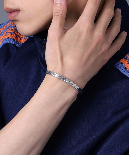 LION HEART（ライオンハート）の「“BASIC”フラットコアバングル/シルバー925【LION HEART / ライオンハート】（バングル/リストバンド・メンズ・シルバー・ONE SIZE）」の13枚目の写真