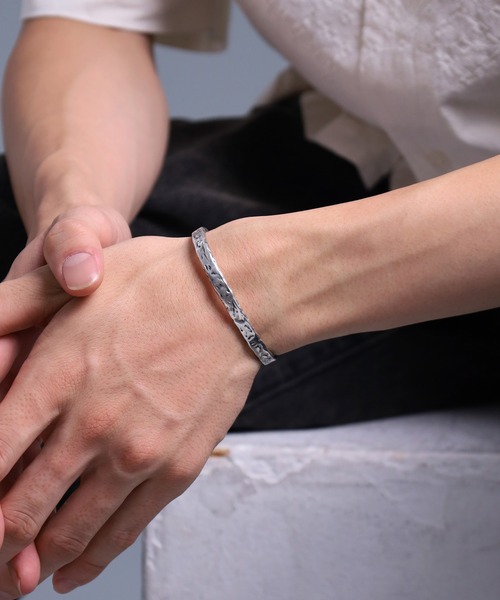 LION HEART（ライオンハート）の「“BASIC”フラットコアバングル/シルバー925【LION HEART / ライオンハート】（バングル/リストバンド・メンズ・シルバー・ONE SIZE）」の17枚目の写真