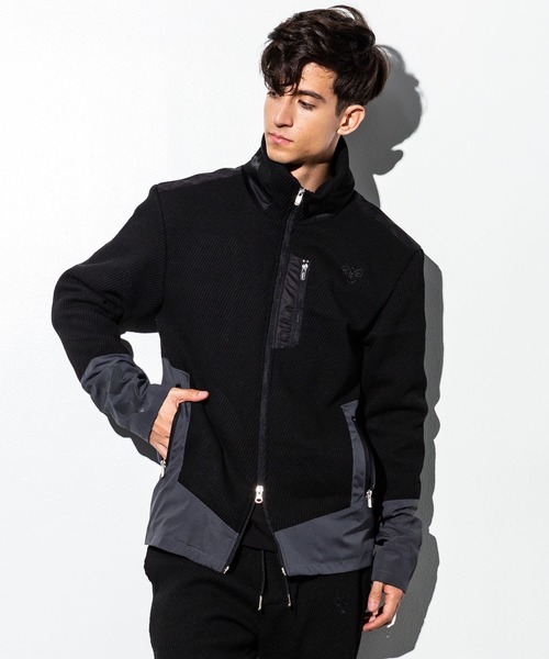 hummel(ヒュンメル)の「直営店・WEB限定 hummel(ヒュンメル)異素材コンビブルゾン(ブルゾン・メンズ・ブラック/グレー・SMALL/MEDIUM/LARGE/X-LARGE)」の2枚目の写真