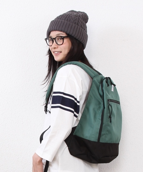 coen（コーエン）の「ナイロンバックパック（バックパック/リュック・レディース・ケリー/ネイビー/レッド・FREE）」の2枚目の写真