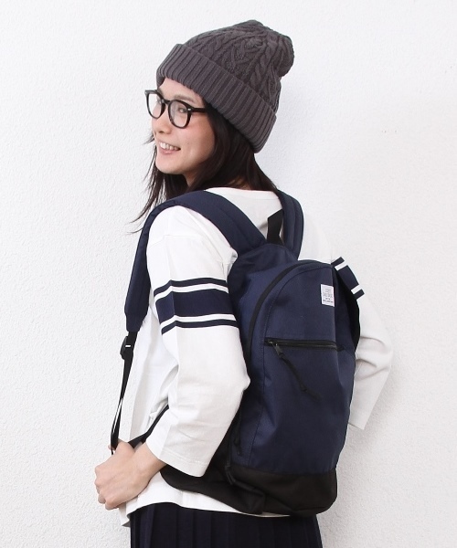 coen（コーエン）の「ナイロンバックパック（バックパック/リュック・レディース・ケリー/ネイビー/レッド・FREE）」の5枚目の写真