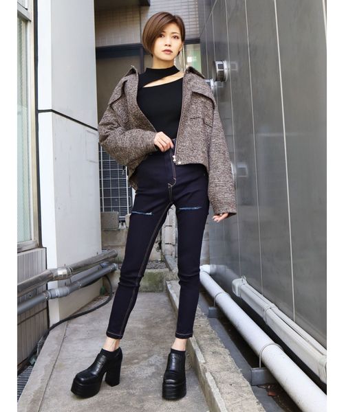 EMODA(エモダ)の「ハイカットジャストウエストパギンス(デニムパンツ・レディース・ブラック/インディゴブルー・SMALL/MEDIUM/X-SMALL)」の3枚目の写真