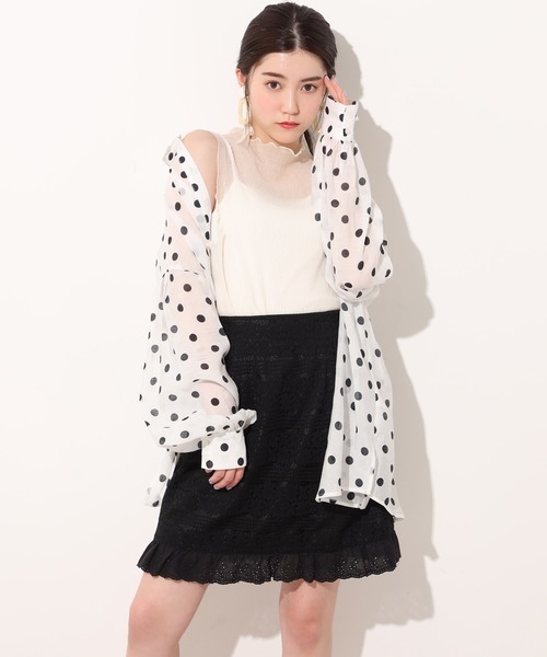 one after another NICE CLAUP(ワンアフターアナザーナイスクラップ)の「コードレーススカート(スカート・レディース・ブラック/ベージュ/オフホワイト・FREE)」の4枚目の写真