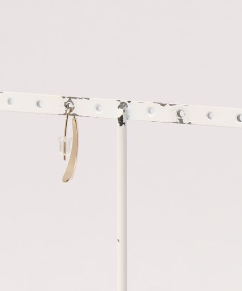 LOWRYS FARM(ローリーズファーム)の「ピアスカフSET 888319(イヤリング・レディース・ブラック系その他/グレー/ベージュ・FREE)」の5枚目の写真