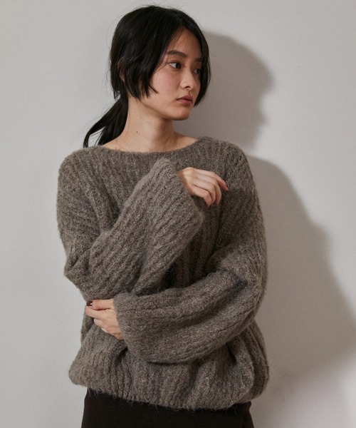 ECRIRE(エクリール)の「モヘアオーバーニットプルオーバー(ニット/セーター・レディース・チャコールグレー/ブラウン/グレー/ブルー・フリー)」の3枚目の写真