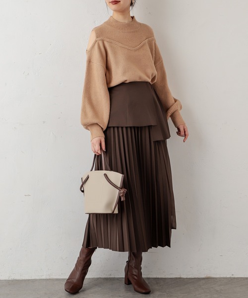 natural couture（ナチュラルクチュール）の「ショルダースリットブークレーニット（ニット/セーター・レディース・ベージュ/グレー/オフホワイト/グリーン・FREE）」の16枚目の写真