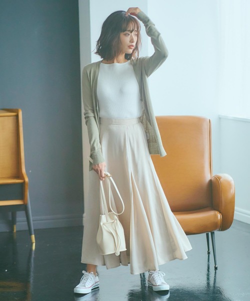 KOBE LETTUCE（コウベレタス）の「光沢パネルフレアスカート（スカート・レディース・グリーン/ブルー系その他/ピンク/ベージュ・FREE）」の2枚目の写真