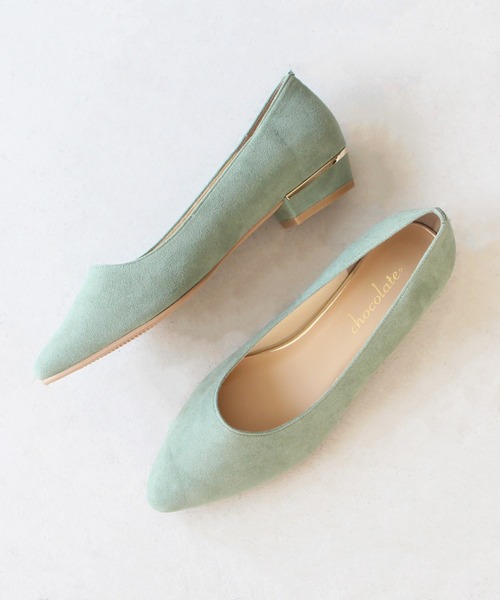 chocolates(チョコラテス)の「晴雨兼用 ポインテッドローヒールパンプス【日本製】(パンプス・レディース・ライトピンク/マスタード/ブラック/ライトグリーン/ライトグレー/ブラック系その他/モカ/ベージュ・22cm/24cm/23.5cm/23cm/22.5cm/24.5cm/25cm)」の6枚目の写真