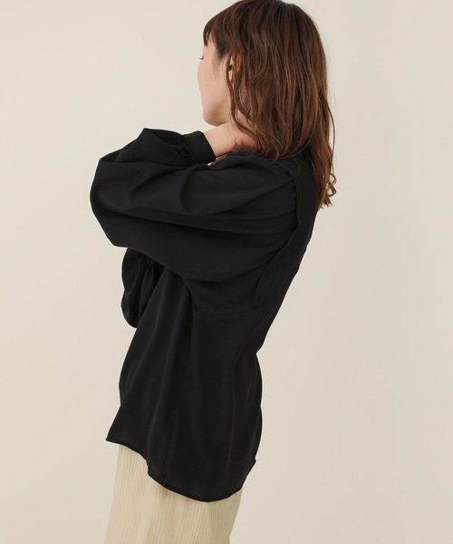 sakishimatokyo（サキシマトーキョー）の「【ZOZO限定】サキシマamp「クルーネックノボリューム袖ブラウス／シアーブラウス」（シャツ/ブラウス・レディース・アイボリー/ラベンダー/ブラック/グリーン系その他・FREE）」の12枚目の写真