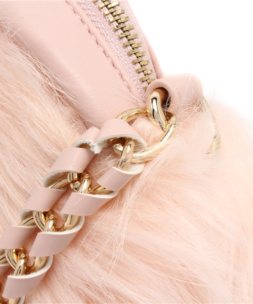 goocy（グーシー）の「フェイクファーまるポシェット（ショルダーバッグ・レディース・ピンク/アイボリー/ブラック・FREE）」の14枚目の写真